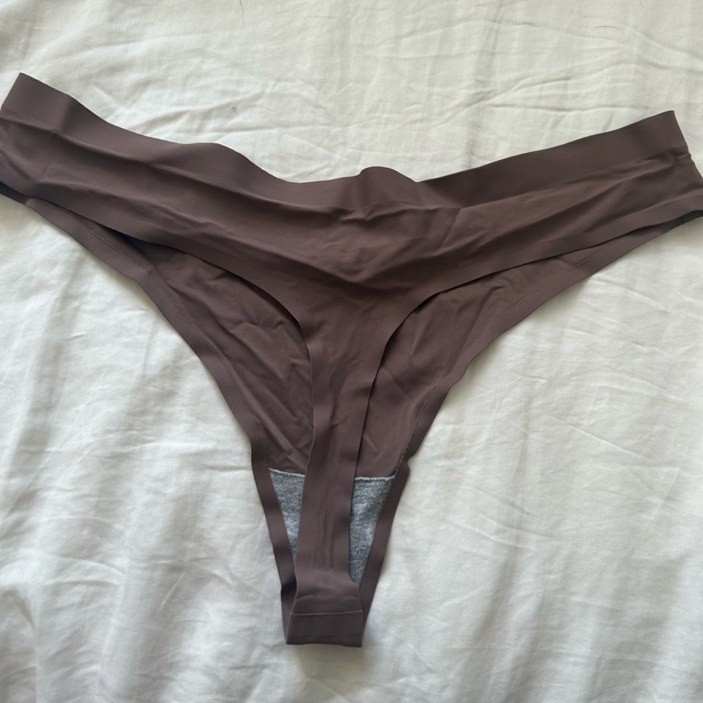 undies - Picture 2 of 2